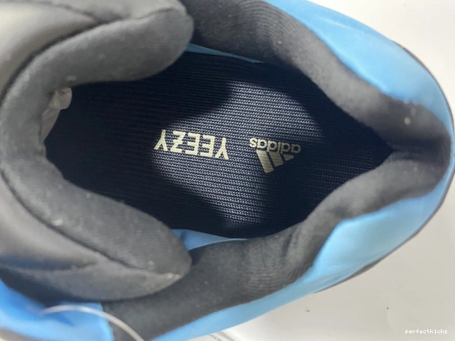 Yeezy 'Bright Boost Cyan' GZ3079 ADIDAS 700 MNVN 0722